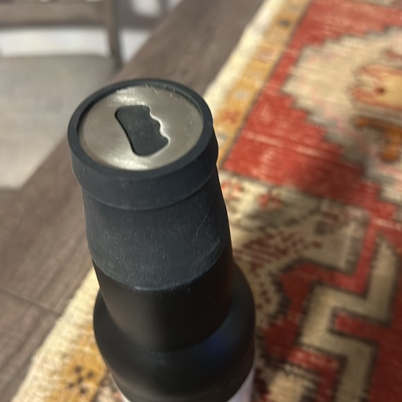 ASOBU portable beer can/beer bottle chiller. beer stays frosty cold. NWOT - Picture 3 of 10